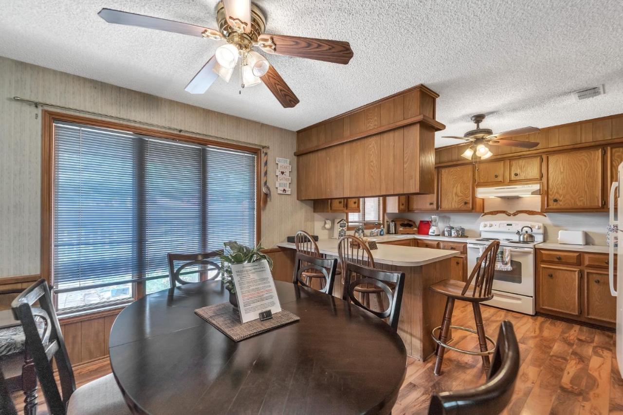 Homestead House - In Shadow Hills Golf Course Division Home 러벅 외부 사진