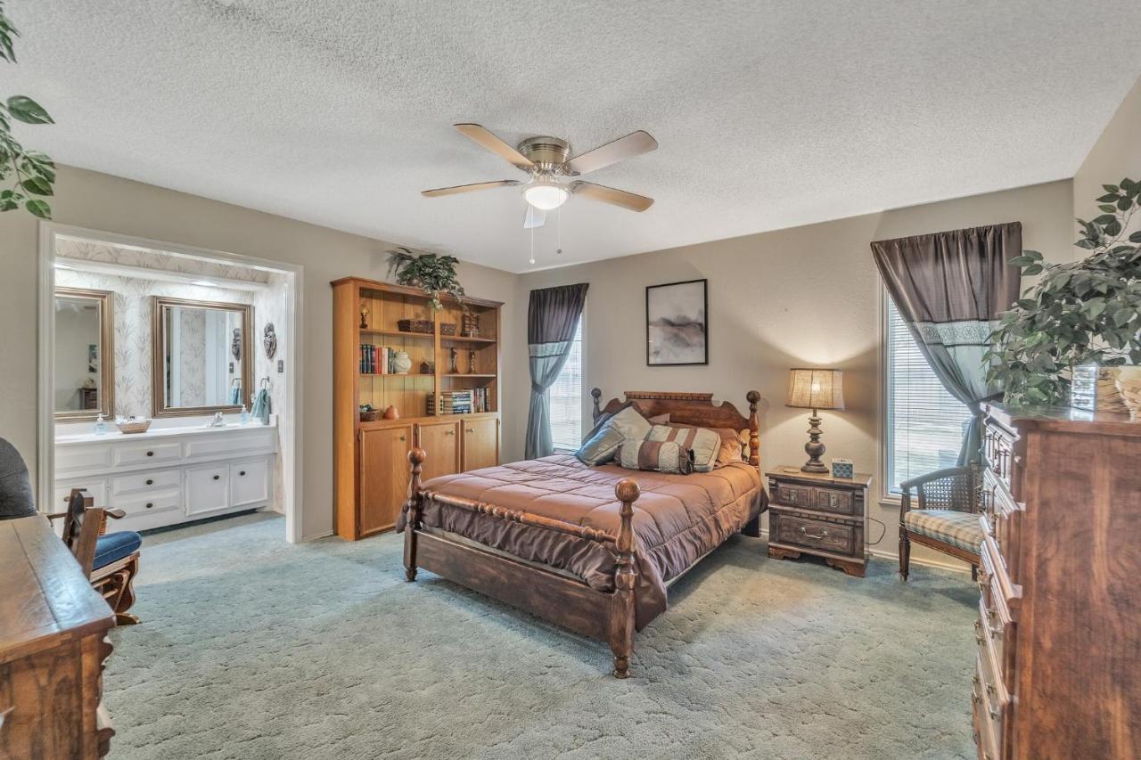 Homestead House - In Shadow Hills Golf Course Division Home 러벅 외부 사진